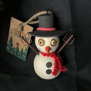 NWT 2018 Pier 1 HTF Crazy Head Zombie Snowman Christmas ornament